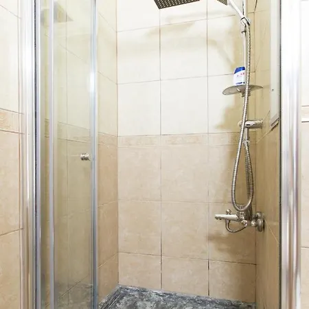 Istiklal Hotel *
