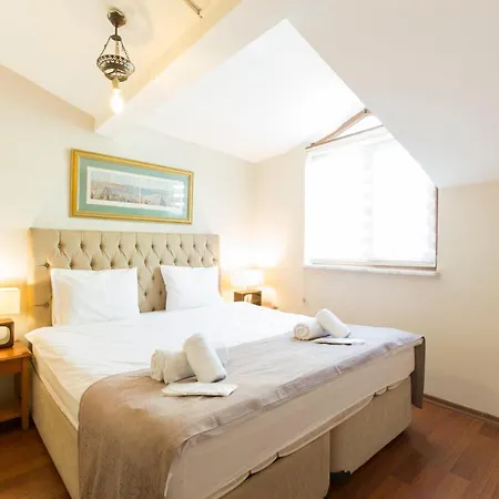Hotel Istiklal *