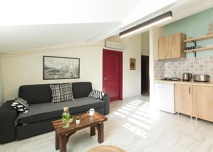 Istiklal Szálloda *