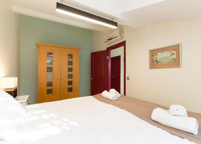 Istiklal * Isztambul